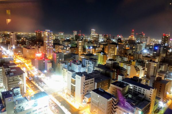 最上階28階からの夜景。札幌の町並みを一望できますよ！